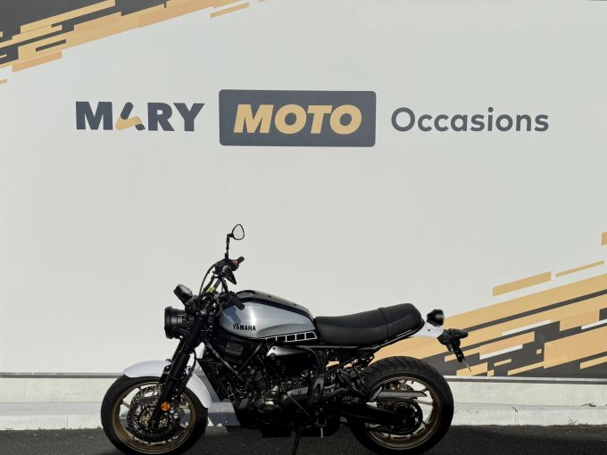 YAMAHA XSR 700 XTRIBUTE 4