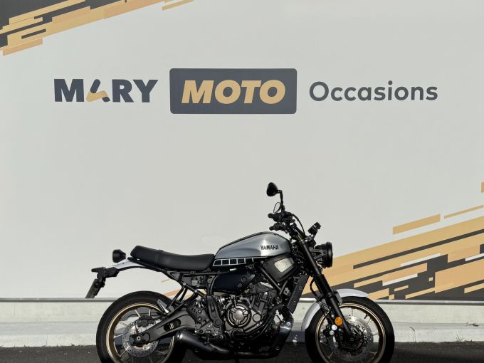 YAMAHA XSR 700 XTRIBUTE 4