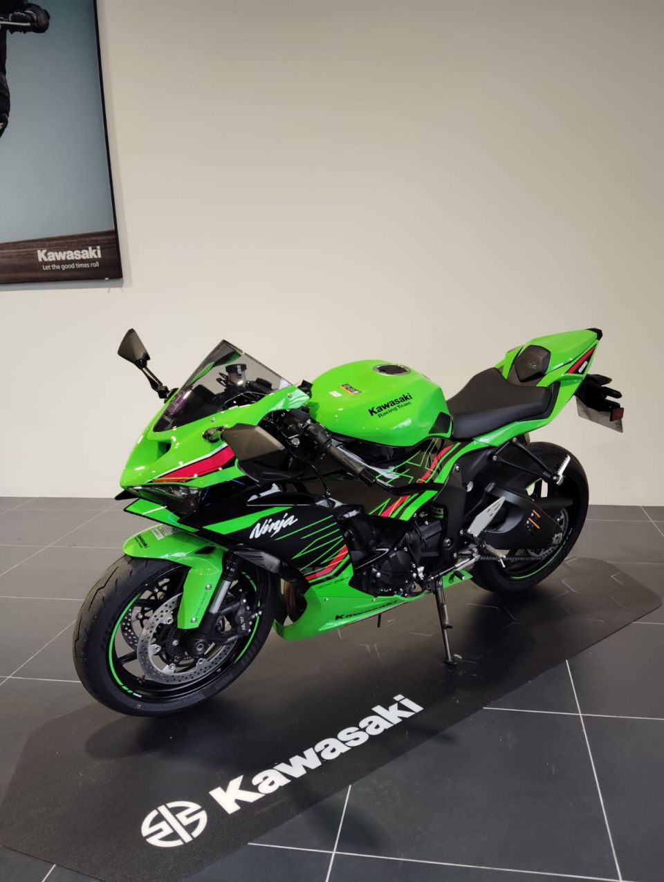 KAWASAKI ZX-6R 636 4