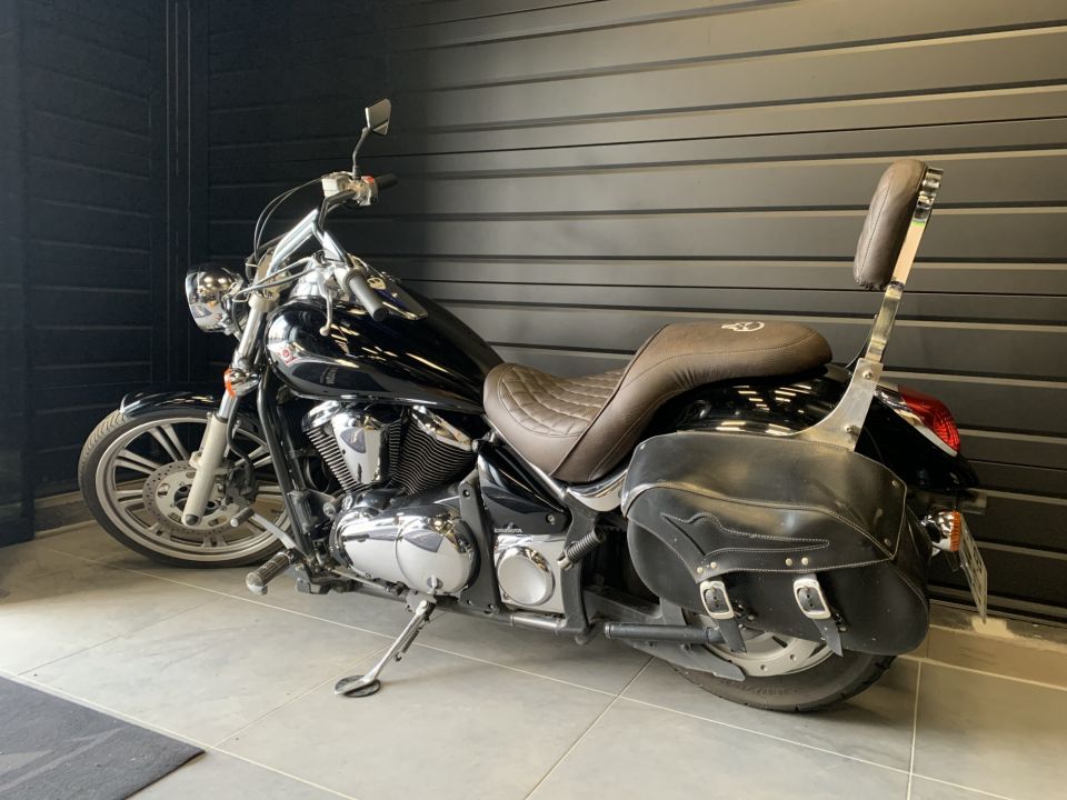 KAWASAKI VN 900 CUSTOM 4