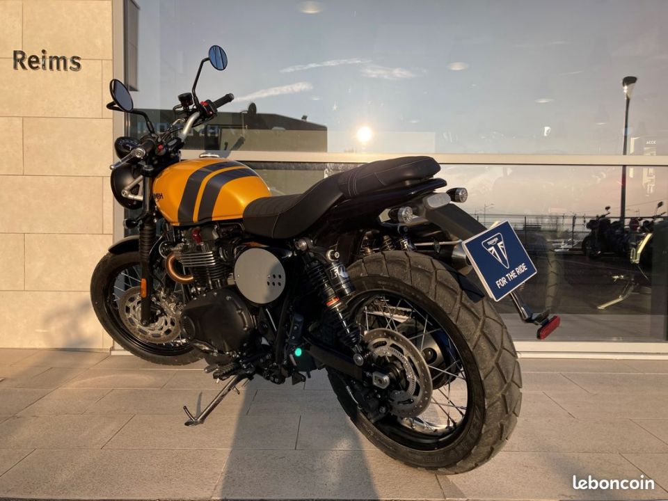 TRIUMPH SCRAMBLER 900 4