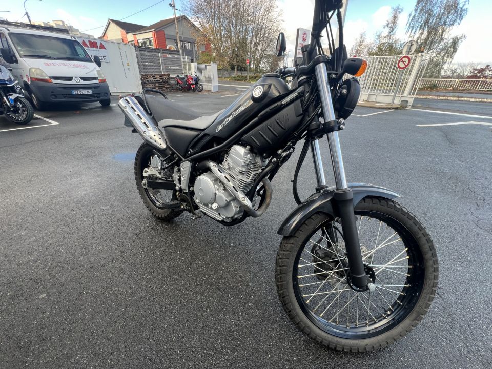 YAMAHA TRICKER 4