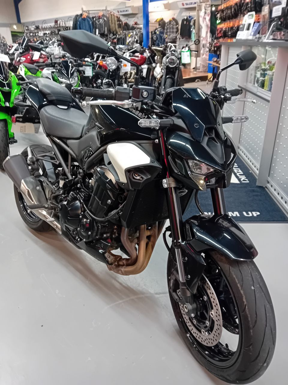 KAWASAKI Z 900 4