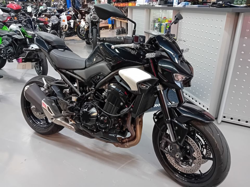 KAWASAKI Z 900 4