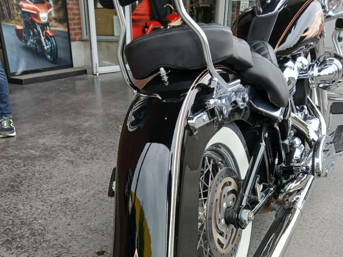 HARLEY-DAVIDSON SOFTAIL DELUXE 1745 4
