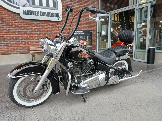 HARLEY-DAVIDSON SOFTAIL DELUXE 1745 4
