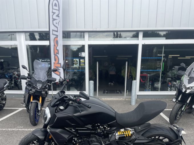 DUCATI DIAVEL 1260 4