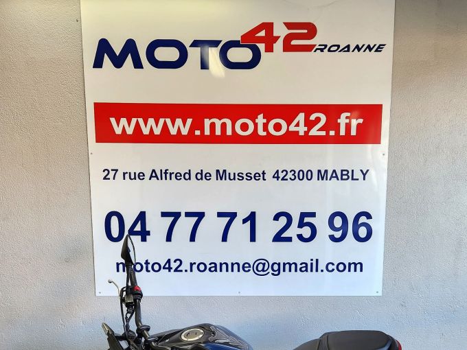 HONDA CBR 125 R 4