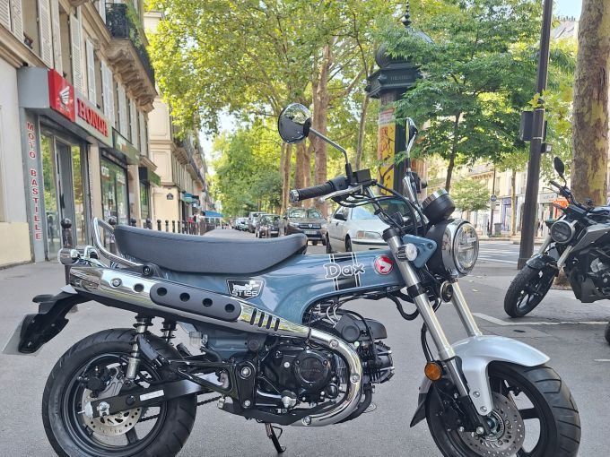 HONDA DAX ST 4