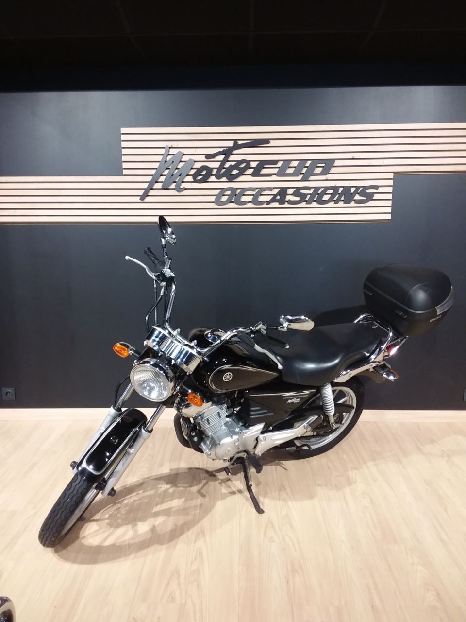 YAMAHA YBR 125 CUSTOM 4