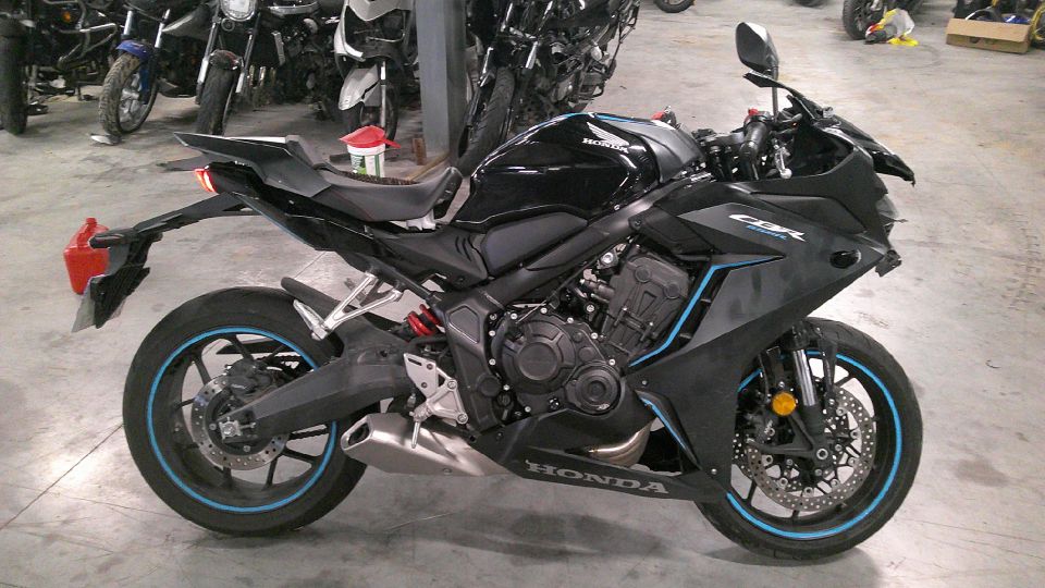 HONDA CBR 650 R (A2) 4