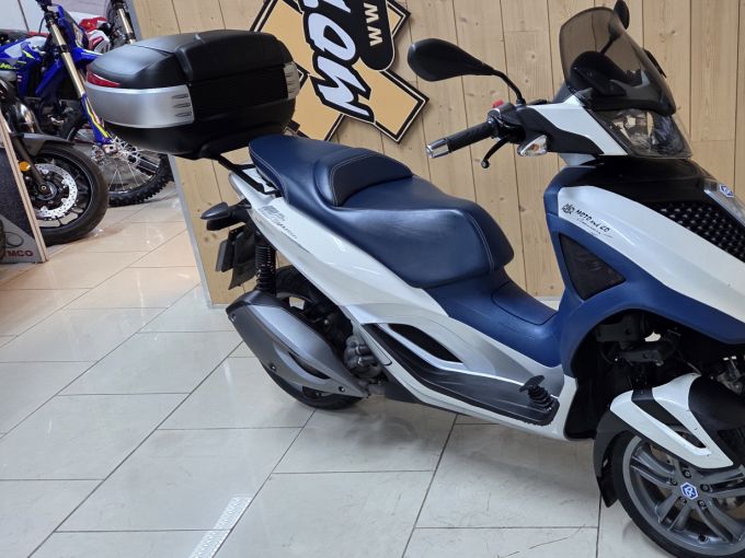 PIAGGIO MP3 300LT YOURBAN 4