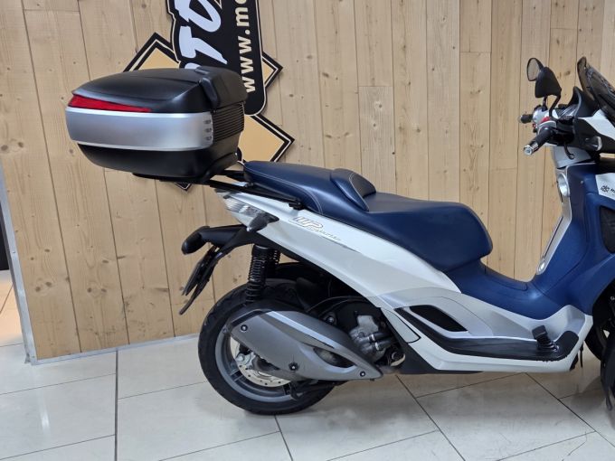 PIAGGIO MP3 300LT YOURBAN 4