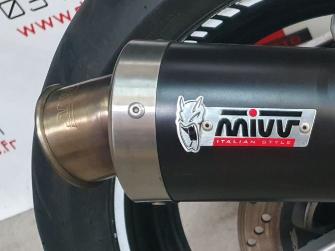 SUZUKI GSF 650 N BANDIT 4