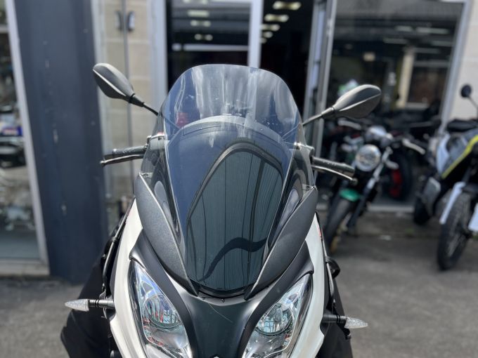 PIAGGIO MP3 300 HPE ABS ASR 4