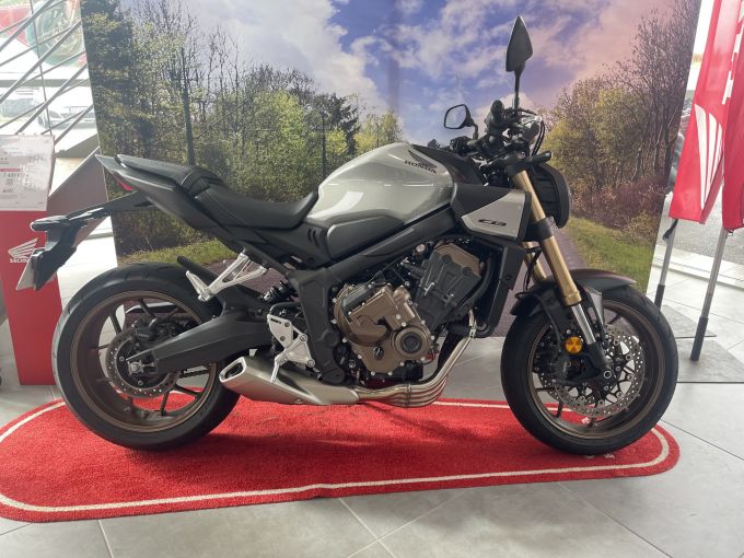 HONDA CB650R Neo Sports Café 4