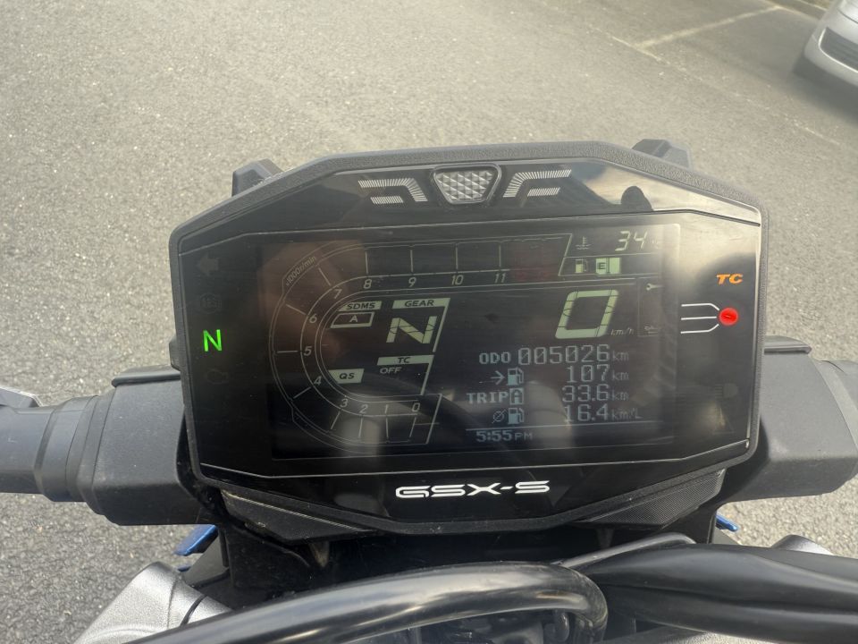 SUZUKI GSX-S 1000 ABS 4