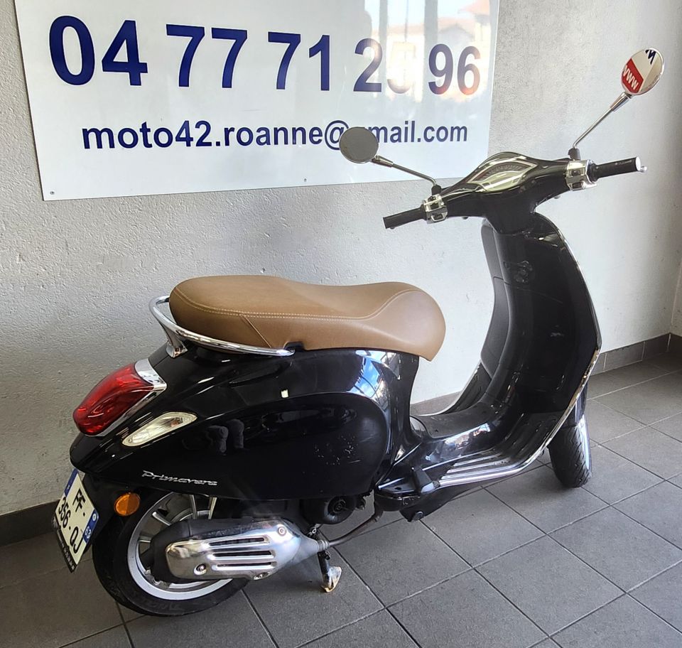 VESPA PRIMAVERA 50 4