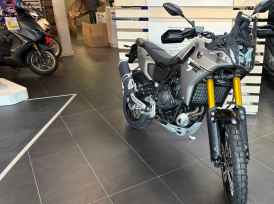 YAMAHA XTZ TENERE 700 - 2025