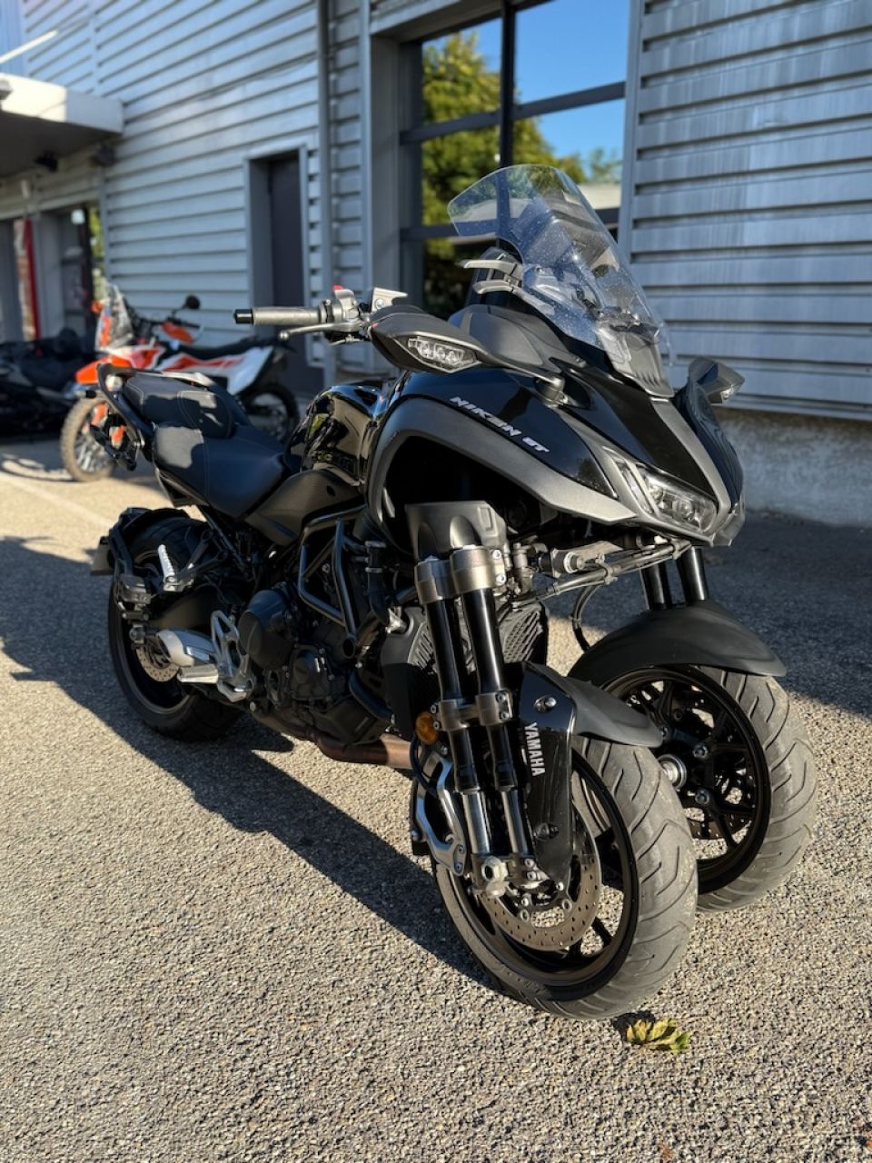 YAMAHA NIKEN 850 GT 4