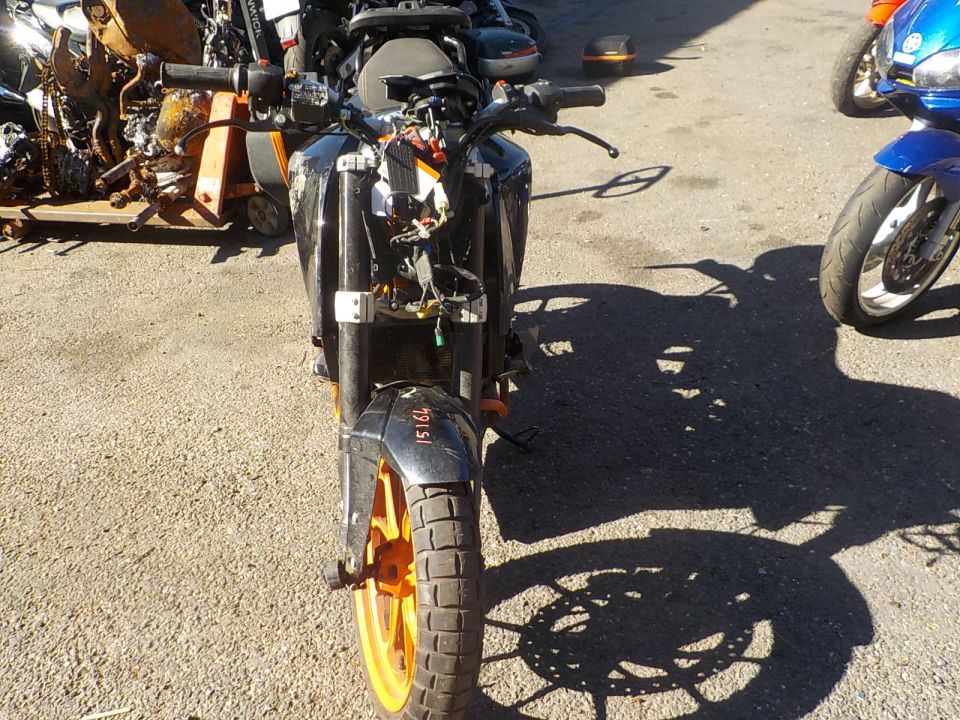 KTM 390 DUKE 4