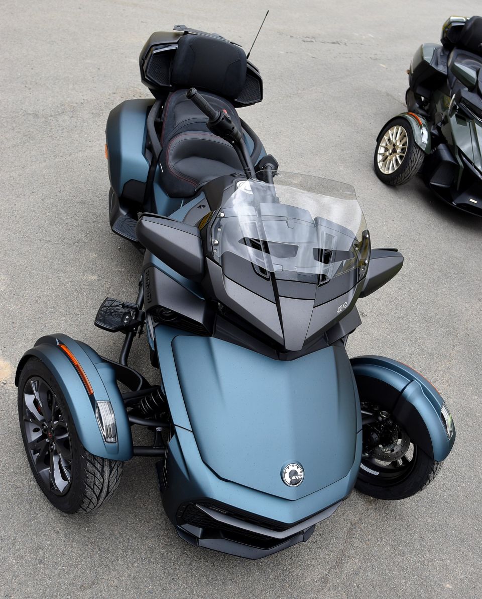 CAN-AM SPYDER F3 4