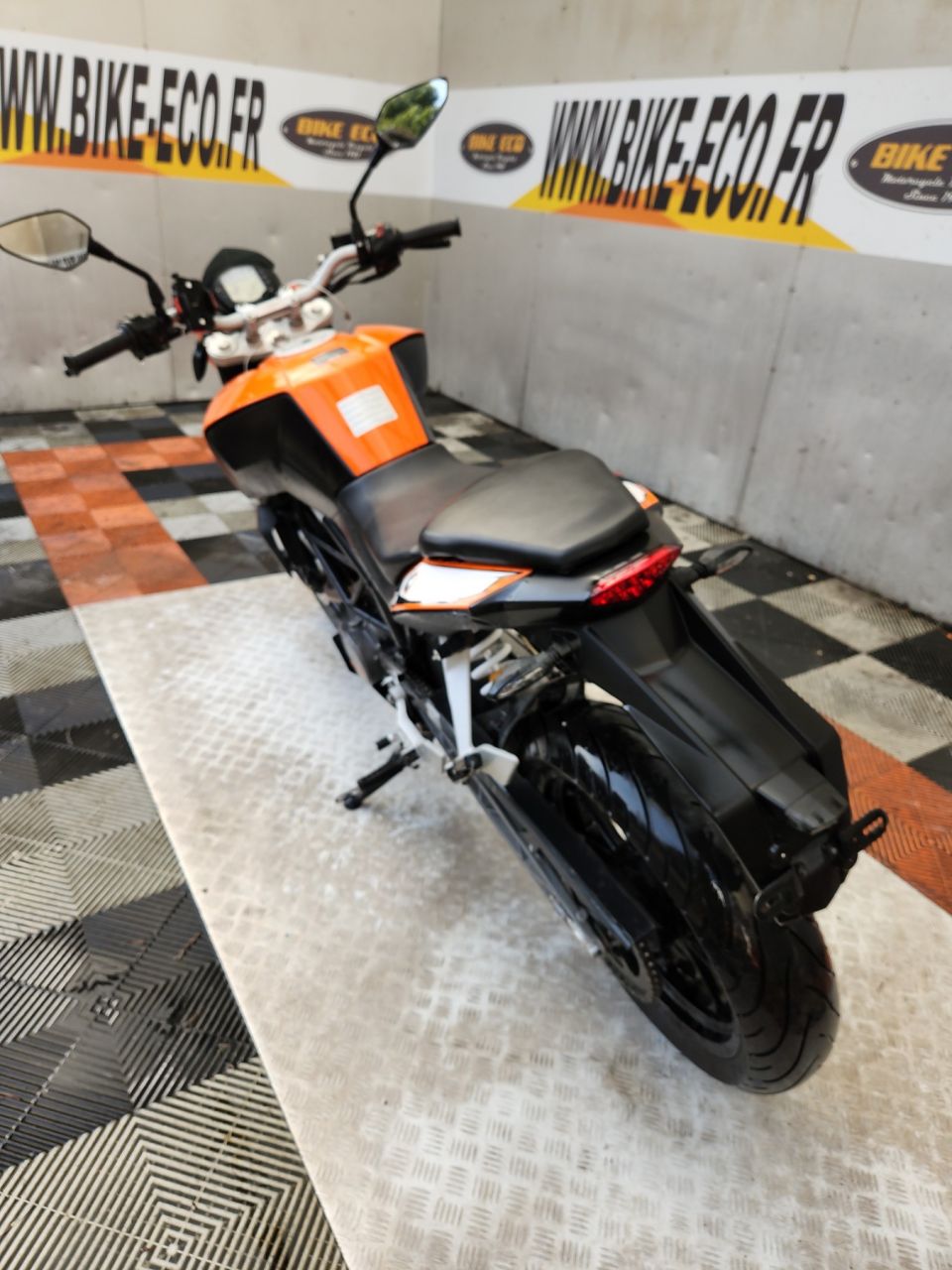 KTM 125 DUKE 4