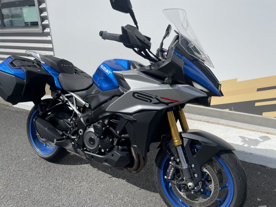 SUZUKI GSX-S 1000 GX 4