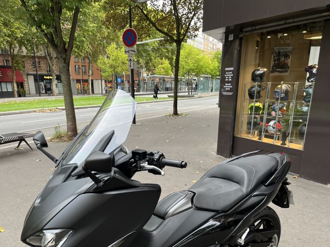 YAMAHA XP T-MAX 560 TECH MAX 4