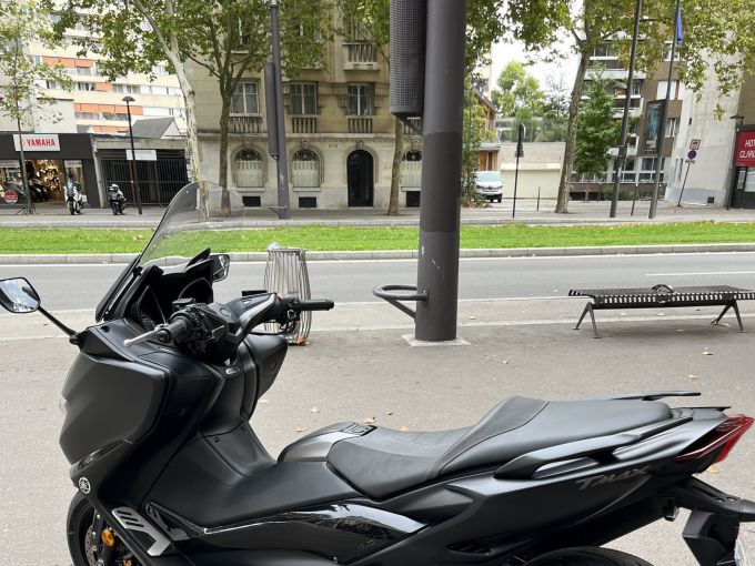 YAMAHA XP T-MAX 560 TECH MAX 4