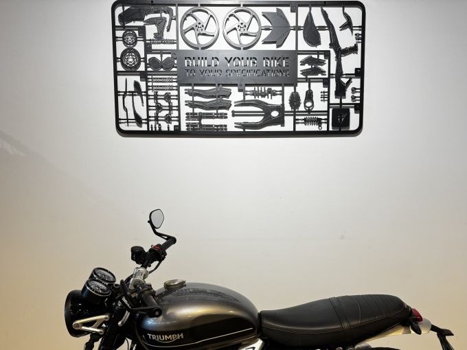 TRIUMPH SPEED TWIN 1200 4