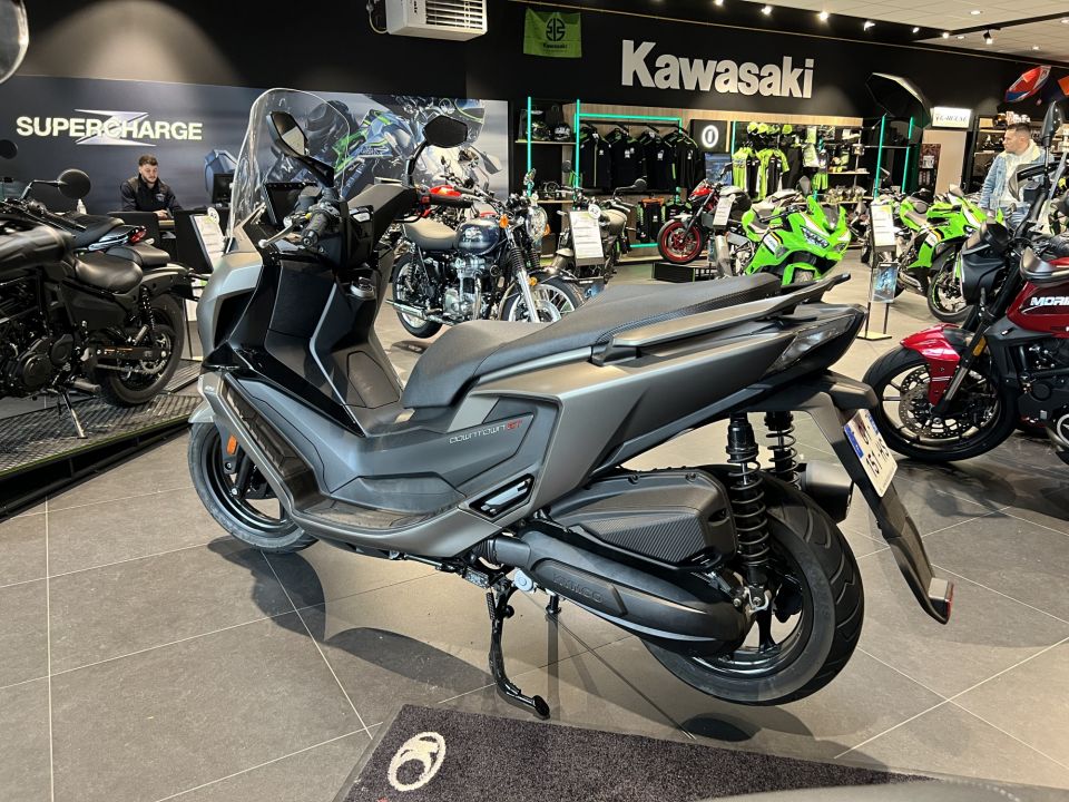 KYMCO DOWNTOWN GT 125 4