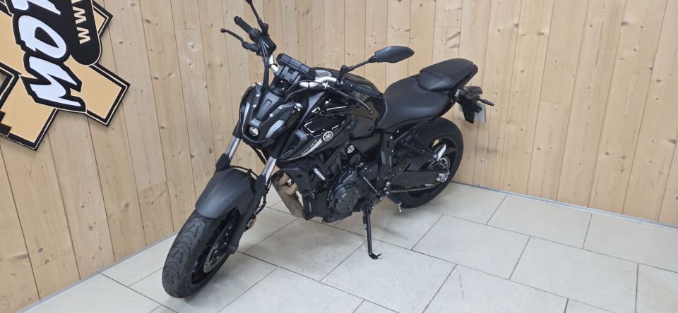 YAMAHA MT-07 (47.5CV) 4