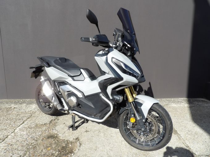 HONDA X-ADV 4