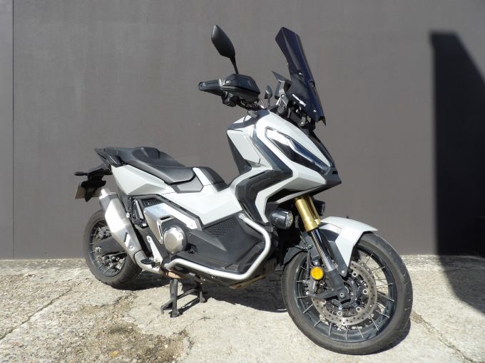 HONDA X-ADV 4