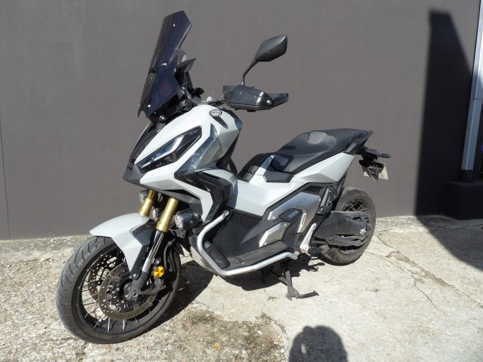 HONDA X-ADV 4
