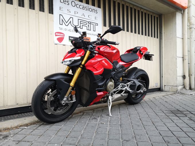 DUCATI STREETFIGHTER V4S 4