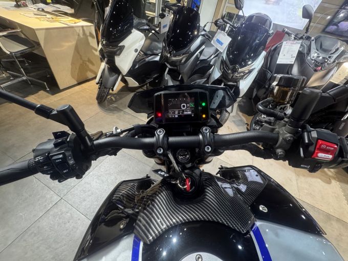 YAMAHA MT-09 SP 4