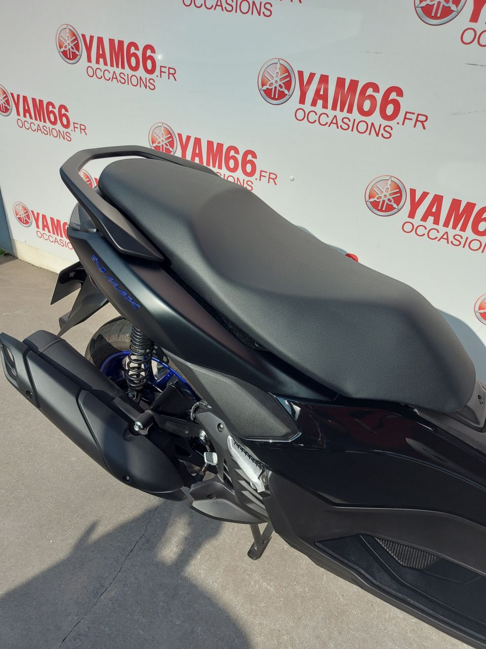 YAMAHA NMAX 125 4