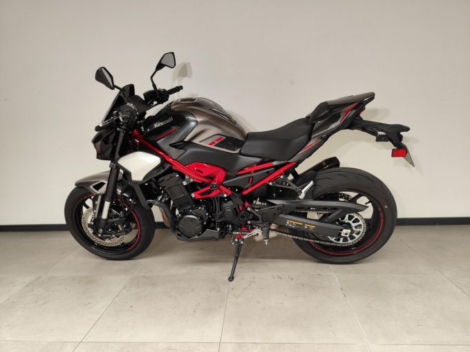 KAWASAKI Z 900 4