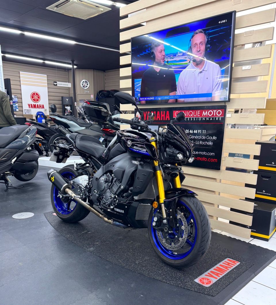 YAMAHA MT-10 SP 4