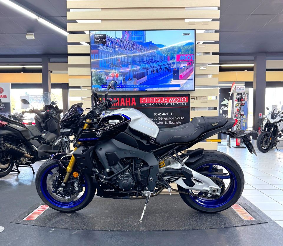 YAMAHA MT-10 SP 4