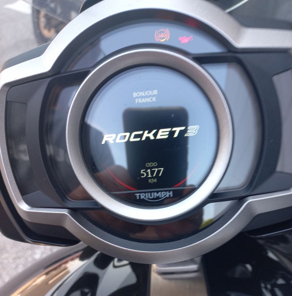 TRIUMPH ROCKET 3 R 4