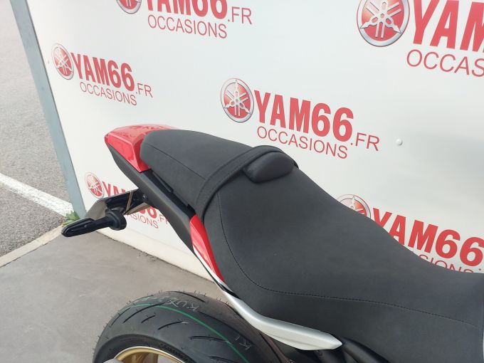 YAMAHA MT-10 EDITION 60ème ANNIVERSAIRE 4