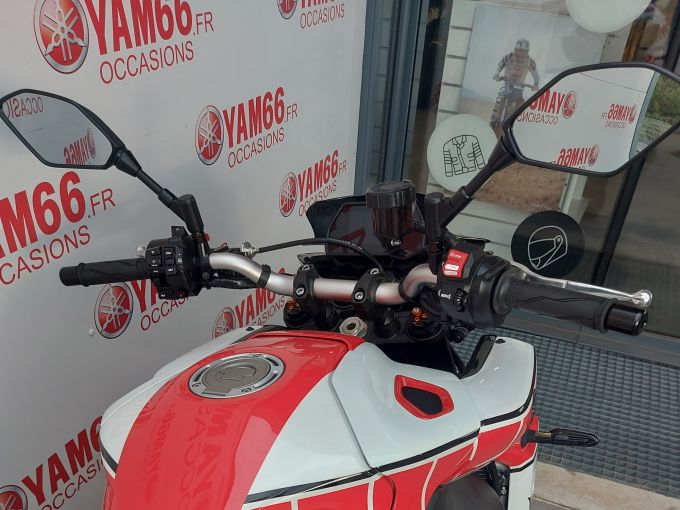 YAMAHA MT-10 EDITION 60ème ANNIVERSAIRE 4