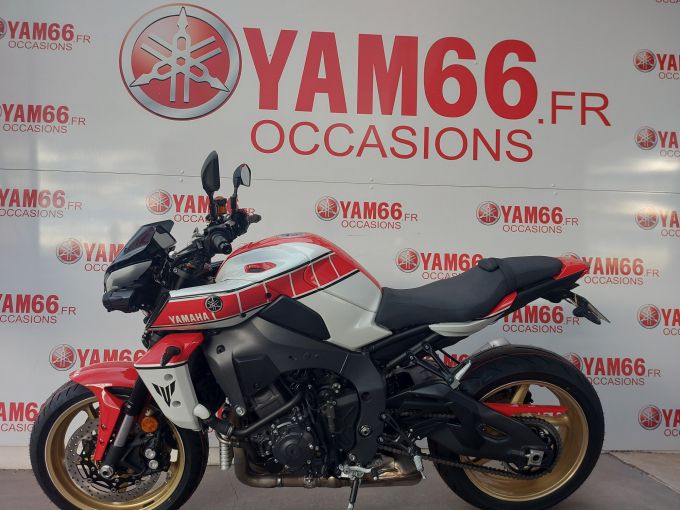 YAMAHA MT-10 EDITION 60ème ANNIVERSAIRE 4