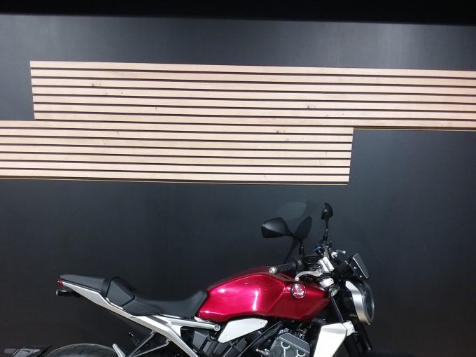 HONDA CB 1000 R 4