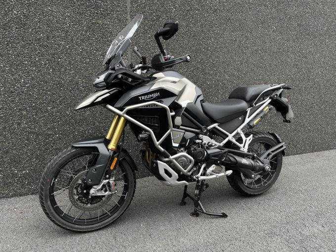 TRIUMPH TIGER 1200 RALLY EXPLORER 4
