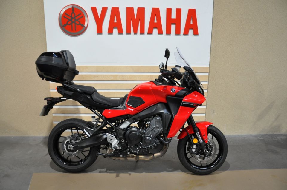 YAMAHA TRACER 9 4