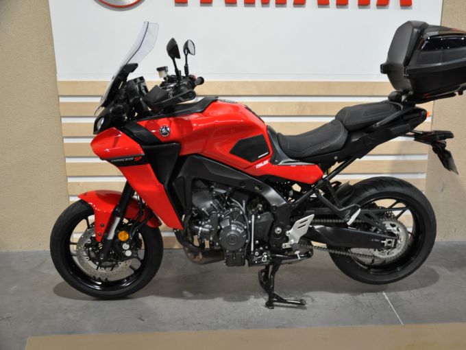 YAMAHA TRACER 9 4